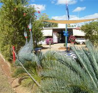 Mount Surprise Gems - Tweed Heads Accommodation