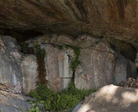 Nanguluwur Rock Art Site And Walk - Tweed Heads Accommodation 1