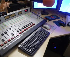 Peak Hill FM Community Radio Station - Tweed Heads Accommodation 0