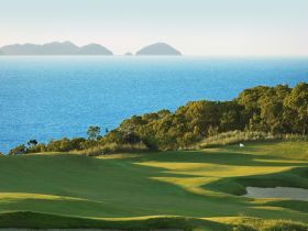Hamilton Island Golf Club - Tweed Heads Accommodation 1