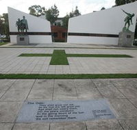 Shepparton Cenotaph - Tweed Heads Accommodation