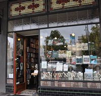 The Known World Bookshop  Boutique City Apartment - Tweed Heads Accommodation