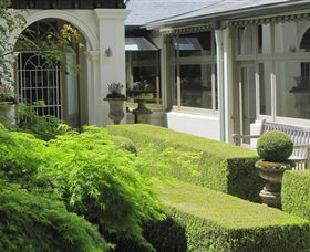 Duneira, Mt Macedon - Tweed Heads Accommodation 6