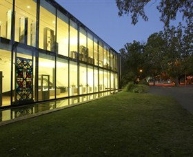 National Art Glass Collection - Tweed Heads Accommodation 1