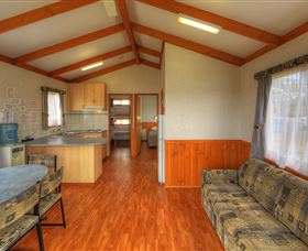 Inland Waters Holiday Parks Lake Burrendong - Tweed Heads Accommodation 6