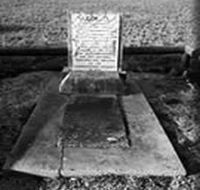 Grave of Yuranigh - Tweed Heads Accommodation