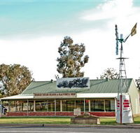 Headlie Taylor Header and Blacksmiths Shop - Tweed Heads Accommodation