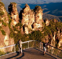 Echo Point lookout Three Sisters - Tweed Heads Accommodation