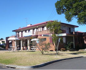 Hotel Oaks - Tweed Heads Accommodation 0
