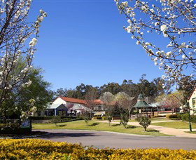 Hunter Valley Gardens Shopping Village - Tweed Heads Accommodation 0