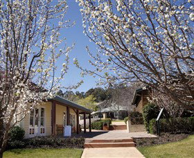 Hunter Valley Gardens Shopping Village - Tweed Heads Accommodation 2