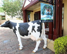 Hunter Valley Gardens Shopping Village - Tweed Heads Accommodation 5