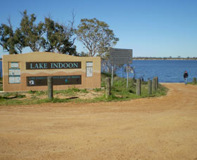 Lake Indoon - Tweed Heads Accommodation 1