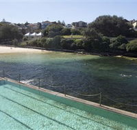 Clovelly Beach - Tweed Heads Accommodation
