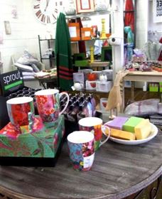 The Famous Tinonee Cafe And Gift Shop - Tweed Heads Accommodation 0