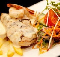 Manning River Hotel - Tweed Heads Accommodation