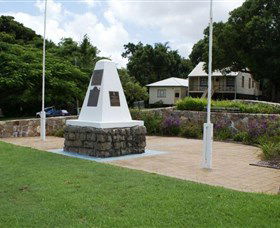 Dunwich War Memorial - Tweed Heads Accommodation 1