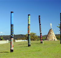 Maclean Tartan Power Poles - Tweed Heads Accommodation