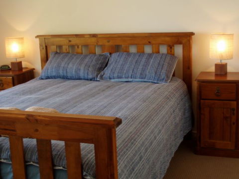 Lake Escape - Tweed Heads Accommodation 1