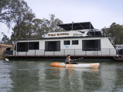 Murray Meanderer - Tweed Heads Accommodation 0