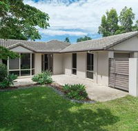 At Theme Park Central Holiday House - Tweed Heads Accommodation