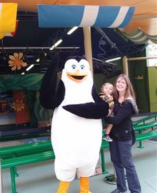 At Theme Park Central Holiday House - Tweed Heads Accommodation 1
