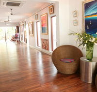 Barefoot Art Food Wine - Tweed Heads Accommodation