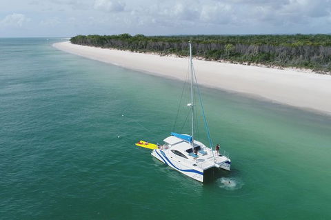 Fraser Island & Dolphin Sailing Adventure - Tweed Heads Accommodation 8