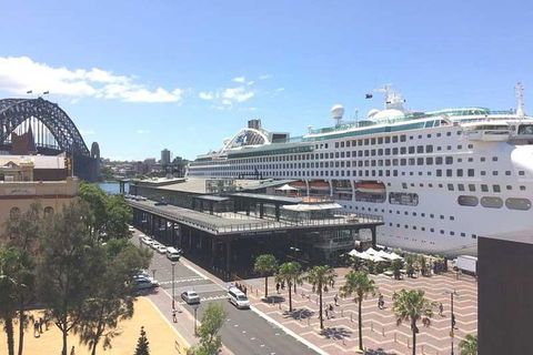 Shuttle Transfer From Cruise Ship Terminal At Circular Quay To Sydney Airport - Tweed Heads Accommodation 0