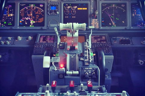 Airliner-737 - 60 MINS - Flight Simulator Experience - Tweed Heads Accommodation 0