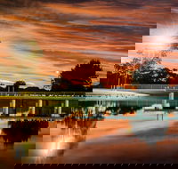Millicent Swimming Lake - Tweed Heads Accommodation
