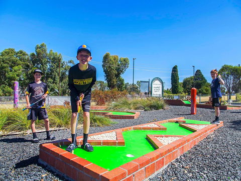 Naracoorte Mini Golf - Tweed Heads Accommodation 2