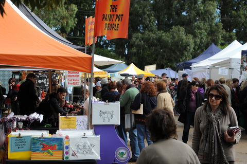 Red Hill Community Market - Tweed Heads Accommodation 2