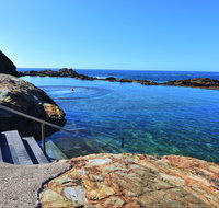 Blue Pool - Tweed Heads Accommodation