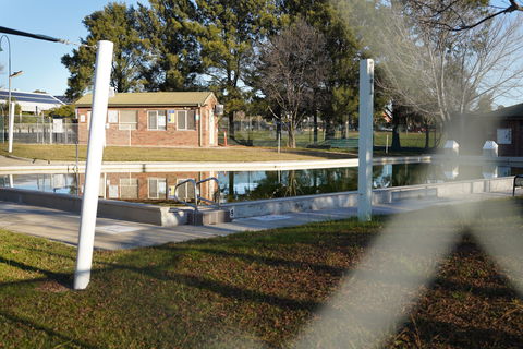 Bungendore Pool - Tweed Heads Accommodation 1