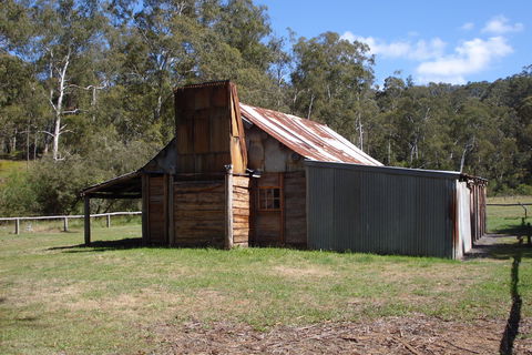 Fry's Hut - Tweed Heads Accommodation 0