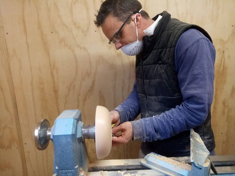 Make A Bowl Woodturning - Tweed Heads Accommodation 1