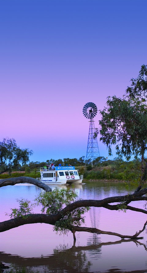 Thomson River, Longreach - Tweed Heads Accommodation 1