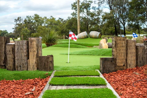 Vines Mini Golf - Tweed Heads Accommodation 0