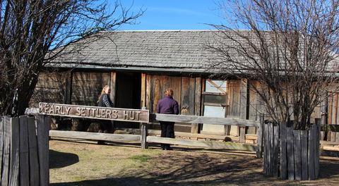 Early Settlers Hut - Tweed Heads Accommodation 1