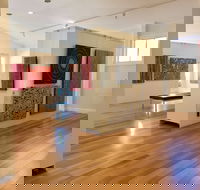Yaama Ganu Gallery Moree - Tweed Heads Accommodation