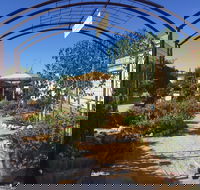 Anglican Community Cafe Limestone Art Gallery  Cornish Garden - Tweed Heads Accommodation