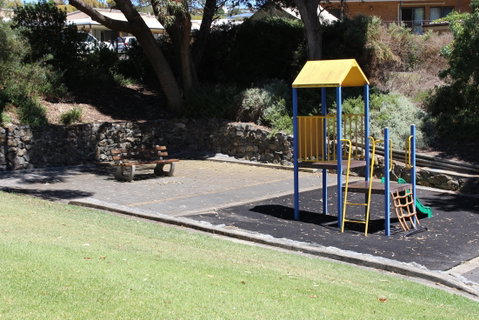 Flinders Park Playground - Tweed Heads Accommodation 1