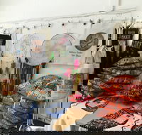 Sisters Under The Skin Local Art and Design Gallery Moree - Tweed Heads Accommodation