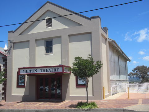 Milton Theatre - Tweed Heads Accommodation 0