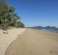 Smalleys Beach - Tweed Heads Accommodation
