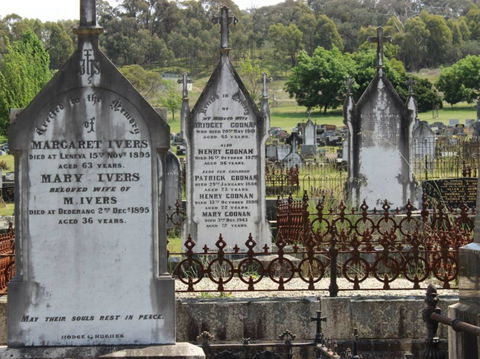 Yackandandah Cemetery - Tweed Heads Accommodation 1