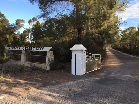 Moonta Cemetery Walks - Tweed Heads Accommodation 2