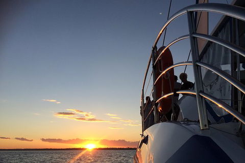 Hervey Bay Champagne Sunset Sail - Tweed Heads Accommodation 1