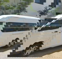 Airport Transfer to or from Cairns hotels for up to 13 people 7am-10pm - Tweed Heads Accommodation